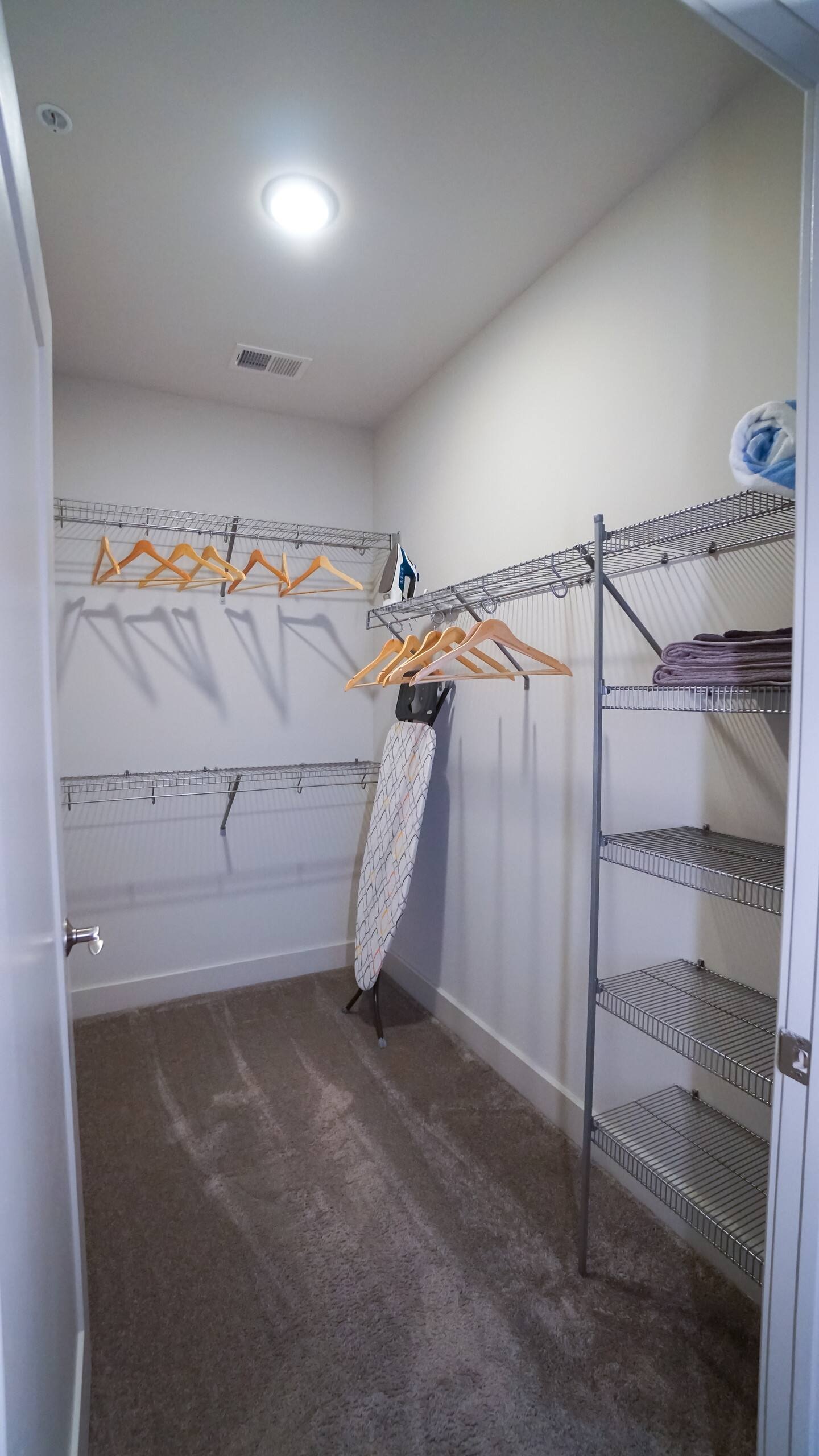 Downtown Luxury Flat (21)