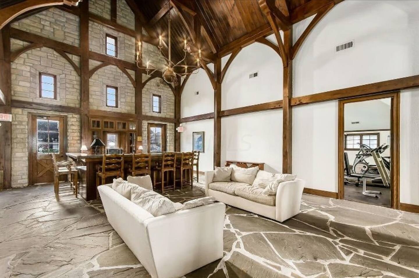 Top Floor Craughwell Condo (13)