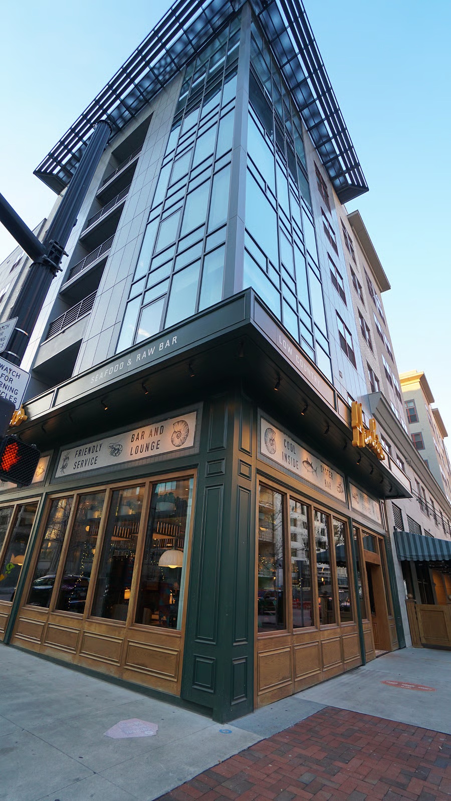Downtown-Luxury-Flat_795533_1_59309636-full